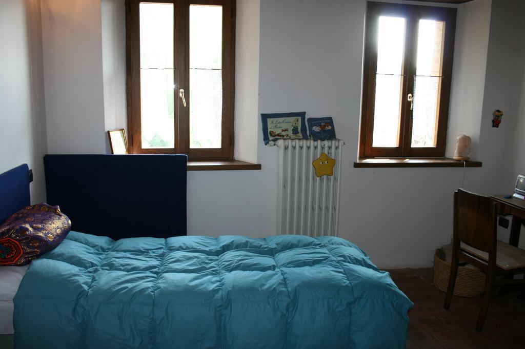 Casa Dell' Abbondanza B&B Agriturismo Vigoleno Pokoj fotografie