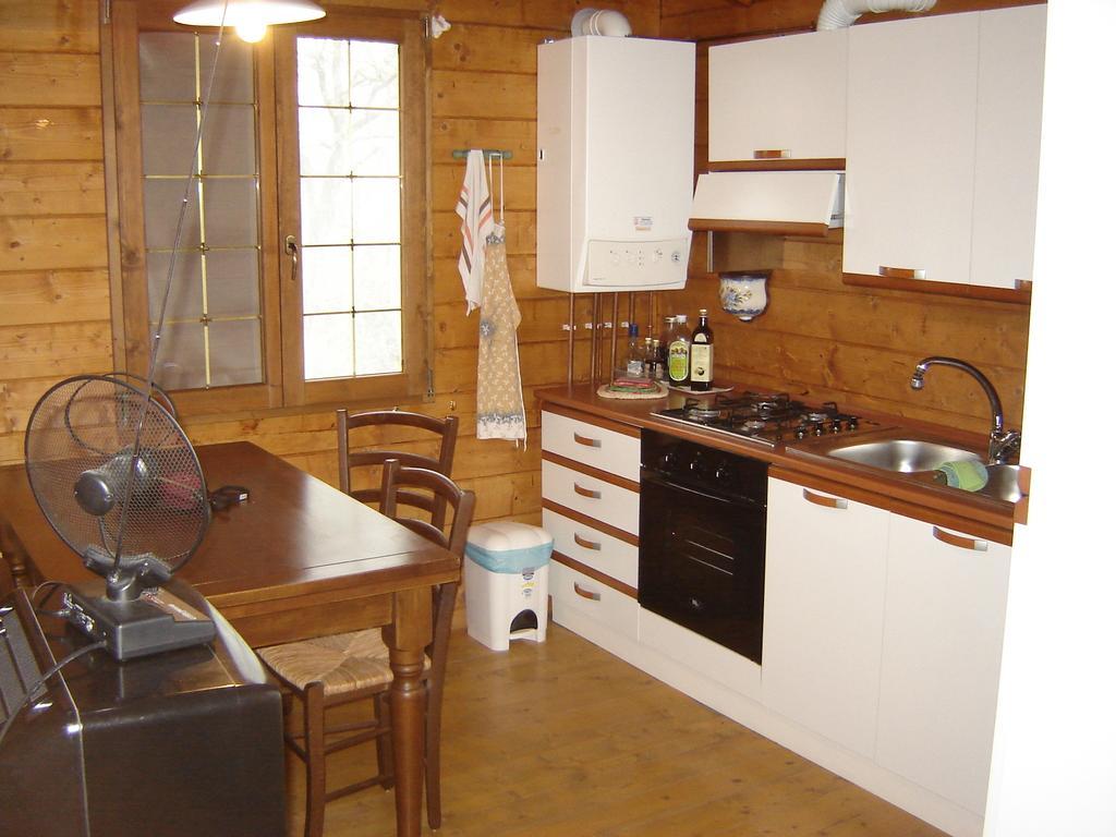 Casa Dell' Abbondanza B&B Agriturismo Vigoleno Pokoj fotografie